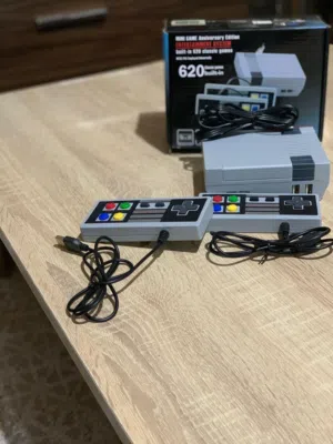 للبيع جهاز ألعاب ريترو كلاسيكي استمتع بأجمل ألعاب الطف السعر 95 دينار قابل للتفاوض البسيط