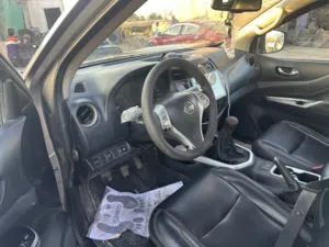Used Nissan Navara in Salt