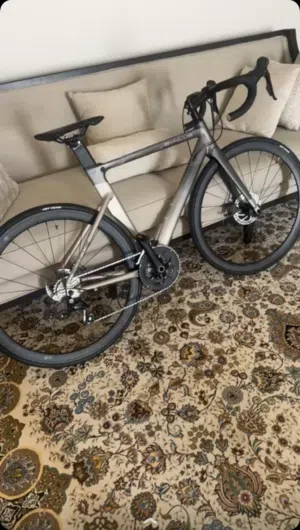 للبيع سيكل Zyklus Aero Road Bike Grey