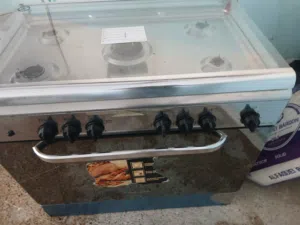 غاز ارستون إيطالي   5 شعله   بحاله ممتازه