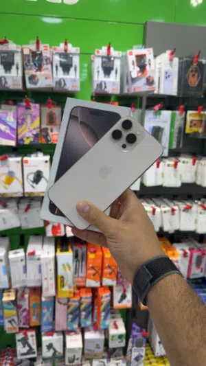Iphone 16 pro max  شفره الالكترونيه