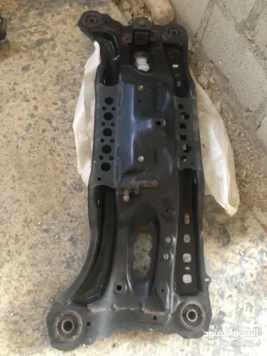 بعض قطع غيار كامري 15 / كروس بامبر/ مثبت بنفر خلفي يمين / فلين دبة / ليت دبه يسار سبرنج خلفي يسار