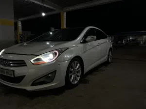 هونداي i40