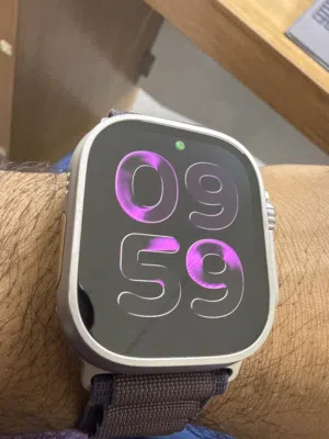 Apple Watch Ultra 2 (49mm Titanium)
