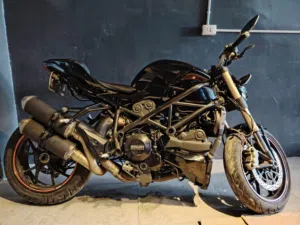 Ducati street fighter s 2013 دوكاتي  848cc ستريت فايتر 2013