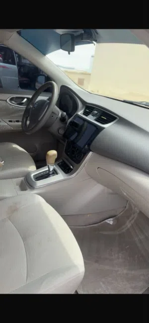 2016 Nissan Sentra GCC Specs Sedan with 6000cc+ Engine and GCC Features