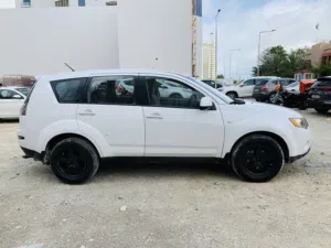 Mitsubishi (Outlander)