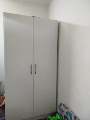 خشب MDF والرفوف معاكس  والتحريف على دائر