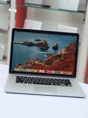 MACBOOK 2013 WITH RETINA DISPLAY AND BIG SCREEN 15.6INCH WITH 16GB RAM 500GB SSD 2GB DEDICATED CARD