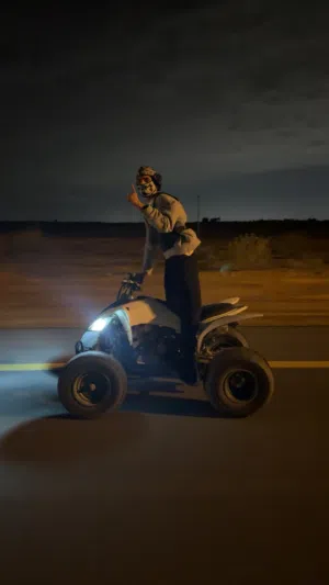 رابتر 250 الدراجه نظيفه كل شي متغير فيها المكينه مش مبطله تواير يداد ورا جدام بس ناقصنها حديده ورا