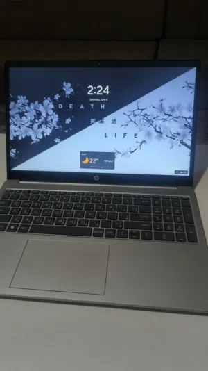 Laptop hp 15-fd الله يبارك (أقرا الوصف)