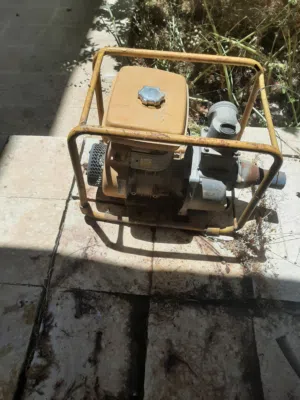 ماتور بنزين لضخ المياه