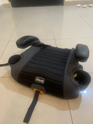 Chicco gofit plus booster seat with isofix