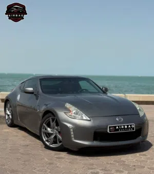 للبيع نيسان Z 370 موديل 2016 عداد 120 الف 6 سلندر
