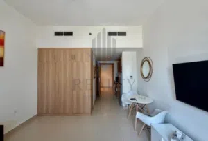 استوديو للإيجار