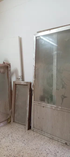 ابواب وشبابيك المنيوم قديم
