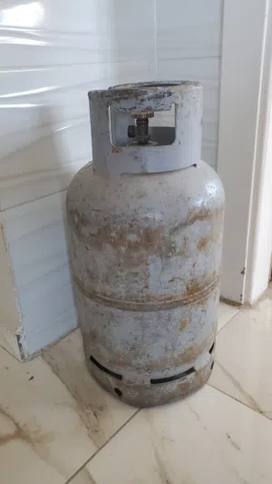 جرة غاز للبيع المستعجل