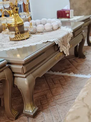طاولات وسط