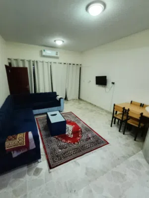 شقة نظيفة وهادئة للإيجار في القرم قرب مستشفى الخولة تتوفر خيارات أخرى  تواصل معنا الآن واتساب واتصال