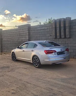 كيا كادينزا للبيع KIA K7