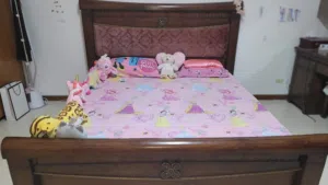 Full bedroom furniture set very good condition
