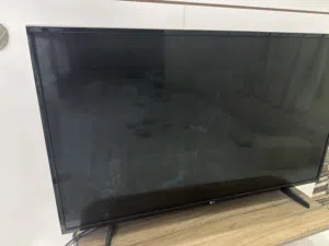 شاشة LG عادية ليست سمارت