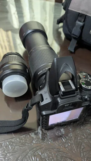 كاميرا نيكون DSLR D3200 مع عدستين 300 ميليمتر و55 ميليمتر