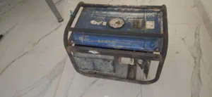 مولد كهربائي