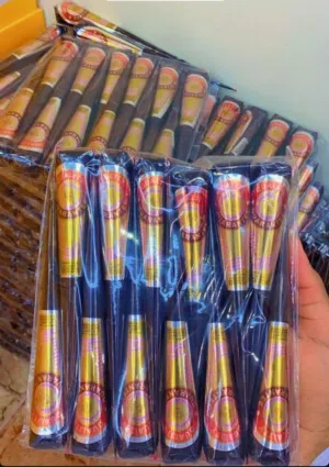حناء سناء العشبي