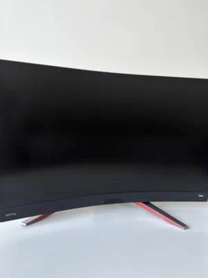 BENQ 165HZ 2K speakers and backled 27 inch and remote