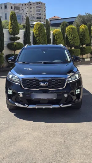 Used Kia Sorento in Hebron