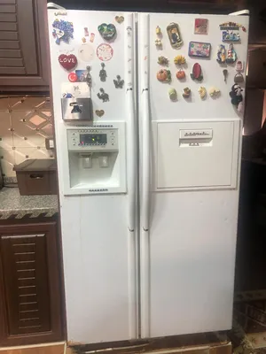 Refrigerators . Samsung . Used4