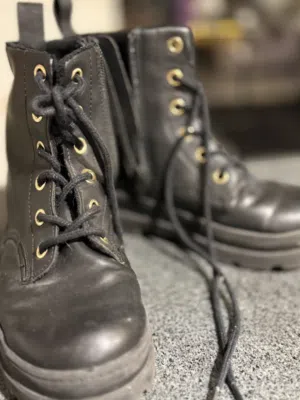 Hnm leather boots for kids
