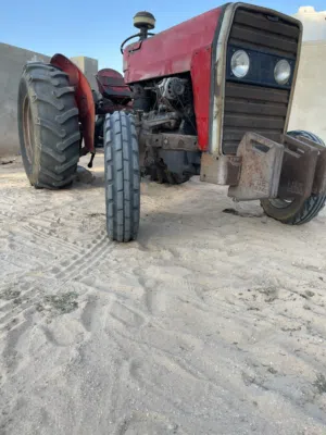 جرار 240 للبيع