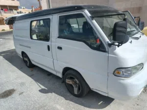 Used Hyundai H 100 in Zarqa