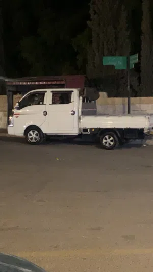 سيارة هيونداي بورتر 2017 شاحنة ديزل مرخصة بمواصفات كوريا مع أنوار زينون وداخلية دافئة