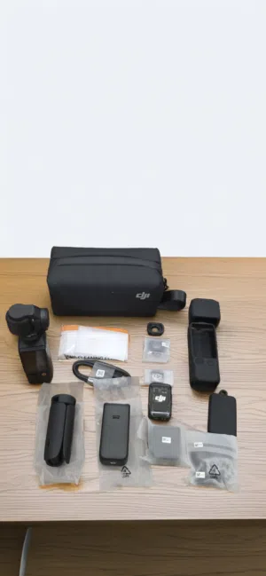 DJI Osmo Pocket 3 Creator Combo  DJI Care  Bonus