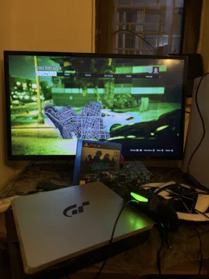 ps4Gran Turismo Edition نسخه خاصه مع ايد اصليه ولعبتين gta و need for speed