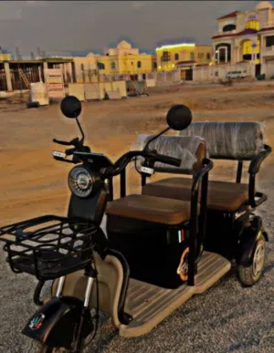 سكوتر كهربائي للبيع اقل عن 200 كيلو مشي نضيف جديد