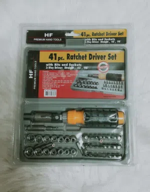طقم مفكات مكون من 41 قطعة ( 41pcs ratchet driver set )