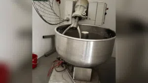 للبيع مخبز سياحي بالكامل