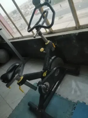 اجهزة رياضيه اصلية للبيع مكلف بالنشر..