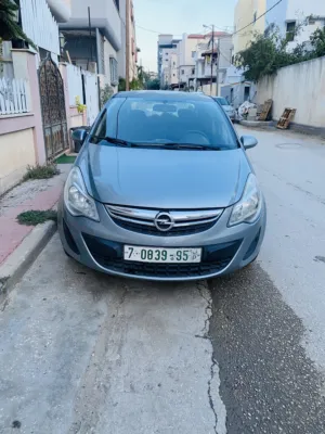 اوبل كورسا 2014 مطور 1400 جير عادي السياره جديده اصل برايفت