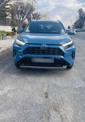 Used Toyota RAV 4 in Mafraq
