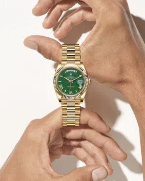 by all luxury watches نشتري جميع انواع الساعات الثمينة