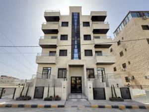 112 m2 3 Bedrooms Apartments for Sale in Amman Al Bnayyat