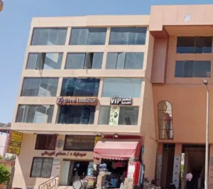 محل تجاري بمدينه الشروق