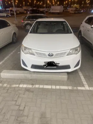 تيوتا كامري 2014