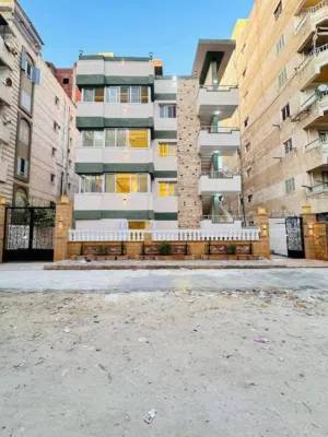 فيلا للبيع بالتقسيط موقع مميز جدا تشطيبات فاخره بالاسكندرية تصلح للسكن الدائم والاستثمار والمصيف
