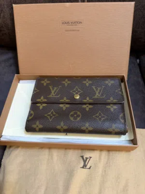 Louis vuitton wallet